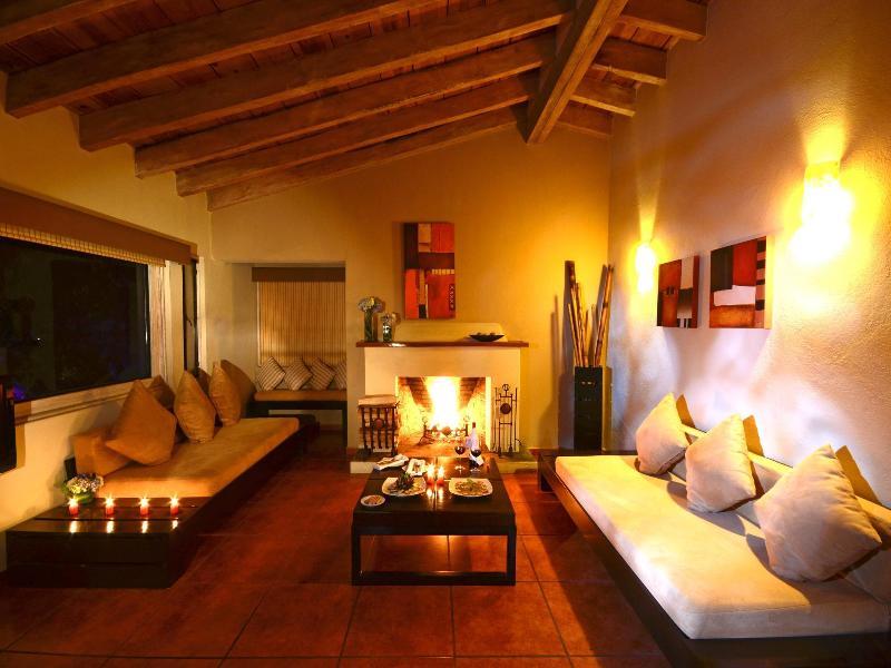 Mision Grand Valle De Bravo Bagian luar foto